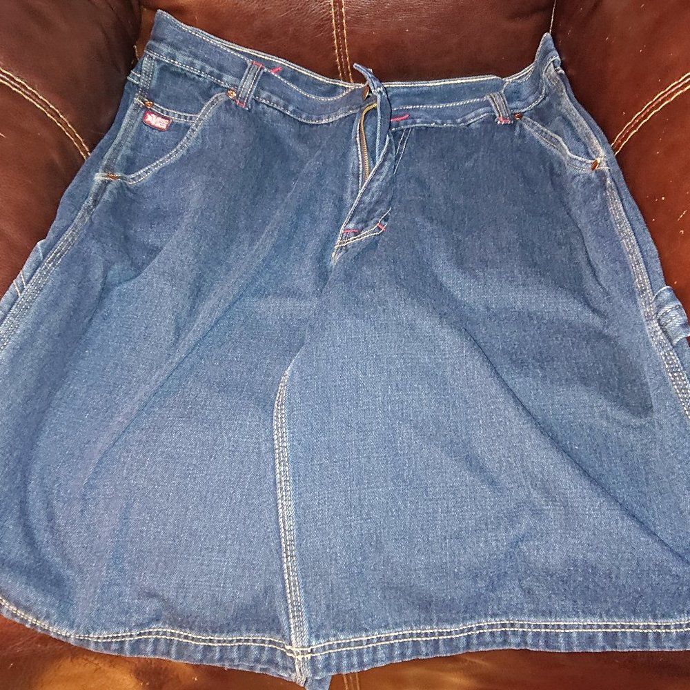 Extremely Ultra Rare Mecca USA dark blue Jean Shorts size 36